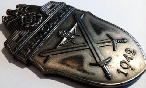 WW2 German Nazi Wehrmacht Waffen SS Demjanskschild 1942 CAMPAIGN SHIELDS award badge