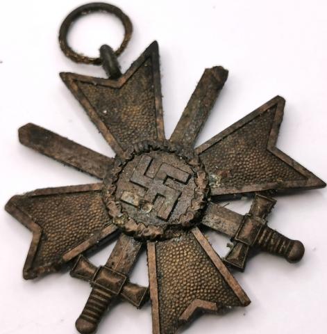 WW2 German Nazi Wehrmacht Waffen SS KVK merit cross with sword relic medal