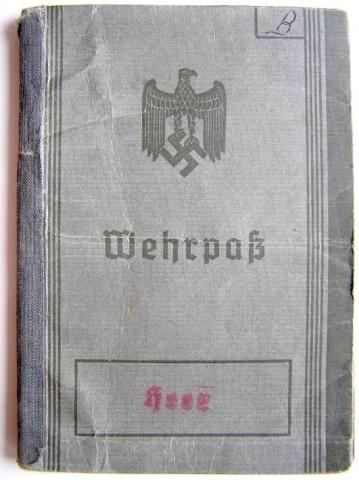 WW2 German Nazi Wehrpass Heer ID photo Reichsdeutscher