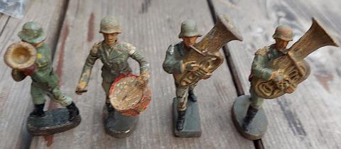 WW2 germany War Toys 1930s lot of 4 parade wehrmacht musiciens soldier toy German Nazi Elastolin Hausser Tippco