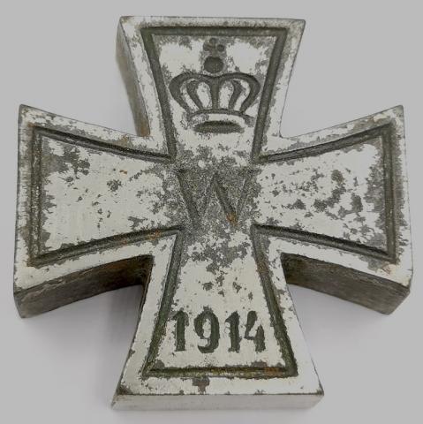 RARE WW1 Veteran Iron cross heavy massive paper holder original world war one medal 1914