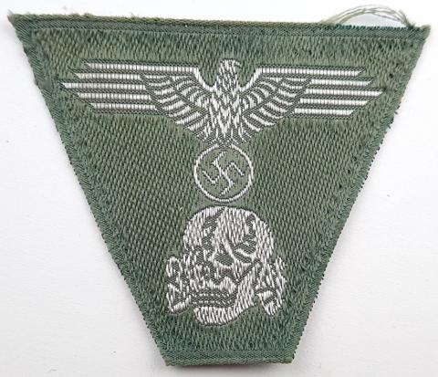 WW2 German Nazi waffen SS TOTENKOPF trapezoid late war m43 headgear cap insignia cloth skull - eagle BEVO