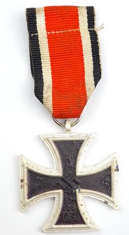 WW2 German Nazi Wehrmacht original Waffen SS IRON CROSS 2st class medal award