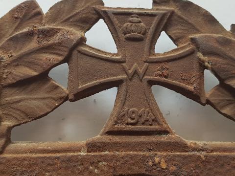 GERMAN ORIGINAL WW1 IRON CROSS FRAME PHOTO + WW2 LUFTWAFFE leader Hermann Goering original POSTCARD