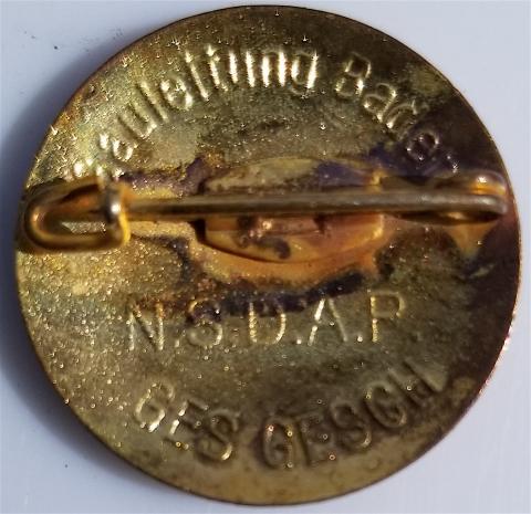 GERMAN WWII N.S.D.A.P. OPFER-RING MEMBERS LAPEL BADGE, MAKERS GES GESCH NSDAP ADOLF HITLER NAZI PARTY AWARD