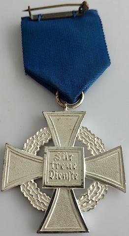 WW2 GERMAN NAZI 25 YEARS OF FAITHFUL SERVICES IN THE WEHRMACHT THIRD REICH ARMY MEDAL IN CASE WITH ORIGINAL AWARD DOCUMENT