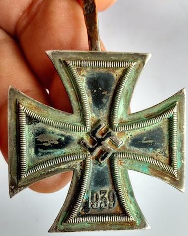 WW2 GERMAN NAZI AMAZIN 1ST CLASS IRON CROSS MAKER 65 NAMED AND DATED - UNIQUE !! RELIC FOUND