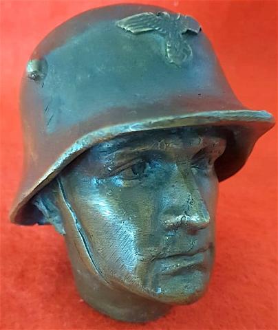 WW2 GERMAN NAZI AMAZING TO DISPLAY WEHRMACHT WAFFEN SS SOLDIER HEAD WITH NICE HELMET AND THIRD REICH EAGLE