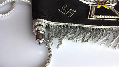 WW2 GERMAN NAZI AMAZING REPLIKA OF A BLACK NAZI FLAG WITH 3ND REICH IRON CROSS & EAGLE AND SWASTIKA WW2 GERMAN NAZI AMAZING REPLIKA OF A BLACK NAZI FLAG WITH 3ND REICH IRON CROSS & EAGLE AND SWASTIKA