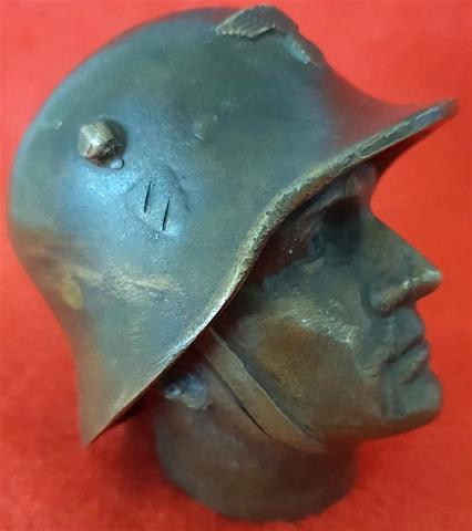 WW2 GERMAN NAZI AMAZING WEHRMACHT HEER SOLDIER'S HEAD BUST WITH NICE HELMET - EAGLE AND SWASTIKA