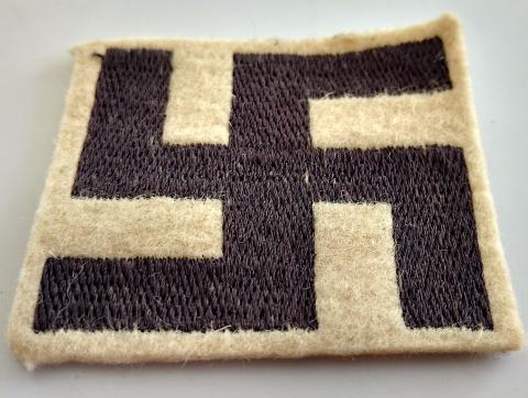 WW2 GERMAN NAZI ARMBAND REMOVED HITLER YOUTH TISSUS SWASTIKA HITLERJUGNED