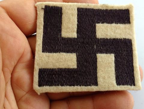 WW2 GERMAN NAZI ARMBAND REMOVED HITLER YOUTH TISSUS SWASTIKA HITLERJUGNED