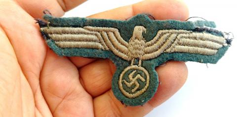 WW2 GERMAN NAZI EARLY WAR WEHRMACHT ARMY EAGLE TUNIC REMOVED PATCH INSIGNIA WITH SWASTIKA UNIFORM