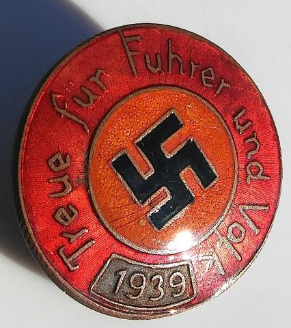 WW2 GERMAN NAZI EMANEL NSDAP PARTISAN PIN RARE VARIATION MAKER MARKED ON THE BACK
