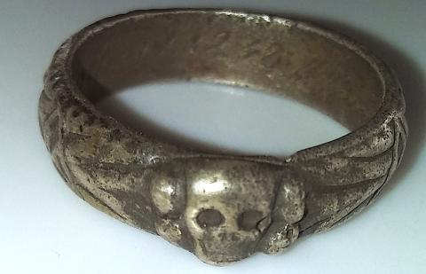 WW2 GERMAN NAZI EXACT REPRODUCTION OF THE HOLY GRAIL FAMOUS HIMMLER WAFFEN SS HONOR RING