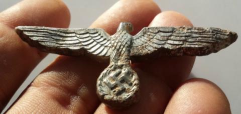 WW2 GERMAN NAZI HEER ARMY WEHRMACHT WH EAGLE VISOR CAP RELIC FOUND