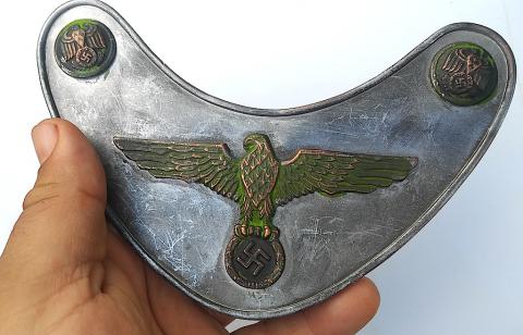 WW2 GERMAN NAZI HEER - WEHRMACHT RZM GORGET NO CHAIN - EAGLE OF THE 3ND REICH STAMP AND RZM TAG STILL ON IT