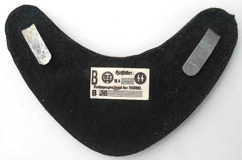 WW2 GERMAN NAZI HEER - WEHRMACHT RZM GORGET NO CHAIN - EAGLE OF THE 3ND REICH STAMP AND RZM TAG STILL ON IT