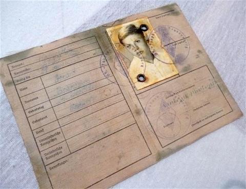 WW2 GERMAN NAZI HITLER YOUTH ID WITH PHOTOS HJ HITLERJUGEND