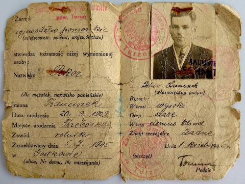 WW2 GERMAN NAZI HOLOCAUST CONCENTRATION CAMP AUSCHWITZ BIRKENAU ORIGINAL SURVIVOR CASED MEDAL + PHOTO ID