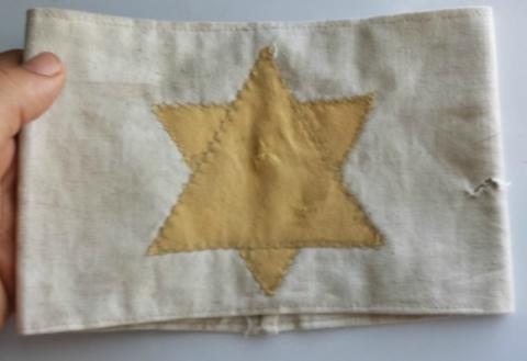 WW2 GERMAN NAZI HOLOCAUST JEWISH CONCENTRATION CAMP AUSCHWITZ ARMBAND WITH JEW STAR OF DAVID