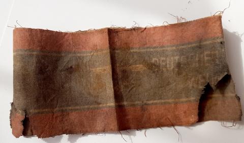 WW2 GERMAN NAZI LATE WAR COMBAT DAMAGED, TUNIC REMOVED, VET SOUVENIR, NAZI ARMBAND