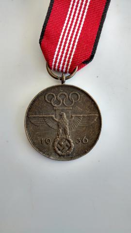 WW2 GERMAN NAZI NICE 1936 BERLIN OLYMPIC MEDAL AWARD IN ORIGINAL CASE OF ISSUE
