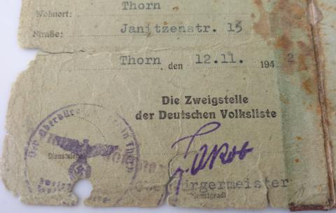 WW2 GERMAN NAZI NICE AUSWEIS PASS ID OF A BEAUTIFUL WOMAN WHO WAS TELEPHONIST WITH PHOTO AND STAMPS