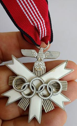 WW2 GERMAN NAZI NICE BERLIN 1936 OLYMPIC MEDAL AWARD IN SILVER - RIBBON NEW