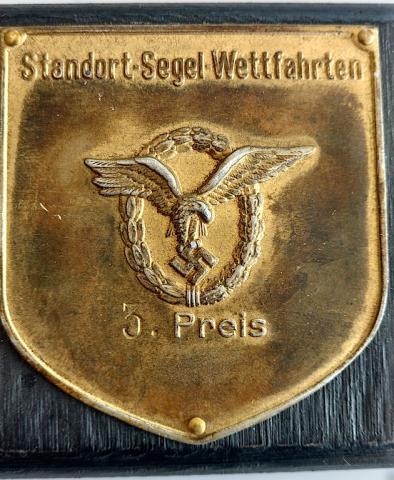 WW2 GERMAN NAZI NICE COMMEMORATIVE PLATE KRIEGSMARINE standard segel wettfahrten WITH SWASTIKA