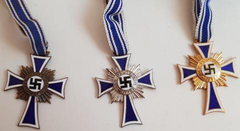 WW2 GERMAN NAZI NICE COMPLETE SET OF 3 GRADE MOTHER CROSS MEDAL AWARD BRONZE - SILVER AND GOLD