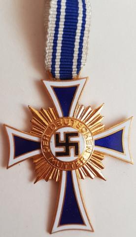 WW2 GERMAN NAZI NICE COMPLETE SET OF 3 GRADE MOTHER CROSS MEDAL AWARD BRONZE - SILVER AND GOLD
