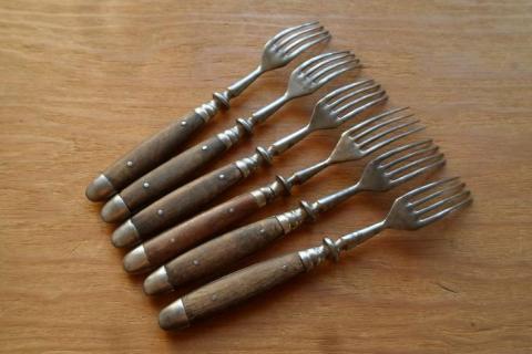 WW2 GERMAN NAZI NICE COMPLETE SET OF 6 WAFFEN SS FORKS WITH SS RUNES SILVERWARE KANTINE FOUND