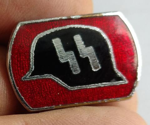 WW2 GERMAN NAZI NICE EMANEL WAFFEN SS PIN WITH NAZI HELMET AND SS RUNE ** REPLIKA **