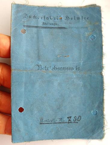 WW2 GERMAN NAZI NICE FLIP AUSWEIS TISSUS ID FROM WORKER WITH PHOTO NAME AND NICE REICH STAMPS