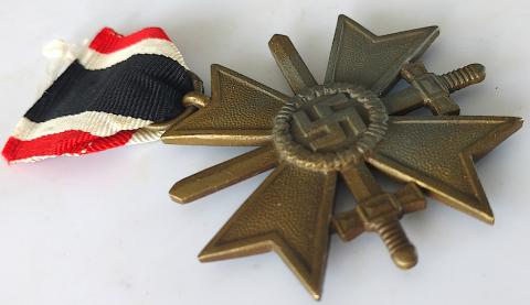 WW2 GERMAN NAZI NICE MERITE OF WAR CROSS MEDAL AWARD WITH SWORDS 2ND CLASS