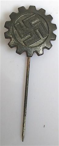 WW2 GERMAN NAZI NICE TINY STICKPIN RAD II REICH WITH SWASTIKA