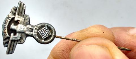 WW2 GERMAN NAZI NICE TINY STICKPIN THIRD REICH NAZI EAGLE NSKK N.S.K.K WITH SWASTIKA RARE