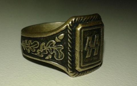 WW2 GERMAN NAZI NICE WAFFEN SS ALLGEMEINE OFFICER SILVER RING WITH SS RUNES AND OAKLEAVES