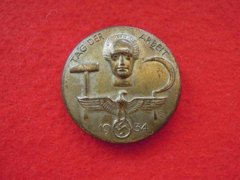 WW2 GERMAN NAZI NICE WORKERS - LABOUR pin Arbeit 1934 Paul Schulze a Co. Lubeck original