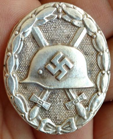 WW2 GERMAN NAZI NICE WOUND BADGE AWARD IN SILVER MADE BY 30 - WEHRMACHT OR WAFFEN SS PIN
