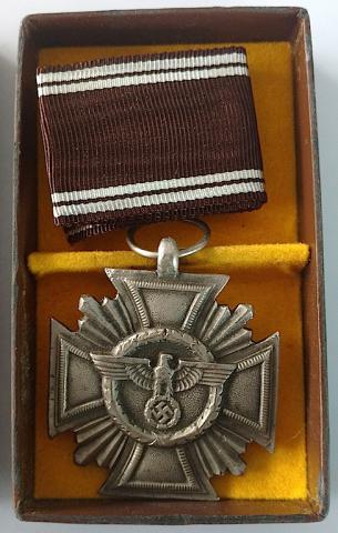 WW2 GERMAN NAZI NSDAP 10 YEARS OF FAITHFUL SERVICES IN THE NAZI PARTY MEDAL AWARD IN ORIGINAL BOX OF ISSUE