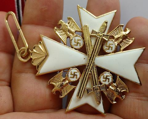 WW2 GERMAN NAZI THE ORDER OF THE GERMAN EAGLE FIRST CLASS WITH SWORDS *** REPLIKA ***