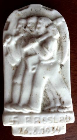 WW2 GERMAN NAZI PARTY NSDAP ALDOF HITLER WORKERS CERAMIC TINY PLATE OF THE THIRD REICH