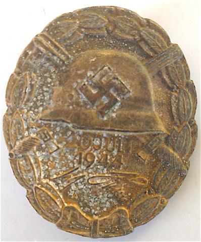 WW2 GERMAN NAZI RARE GOLD VERSION OF THE WOUND BADGE AWARD FOR 3 INJURY. RELIC FOUND IN KURLAND FAMOUS BATTLEFIELD