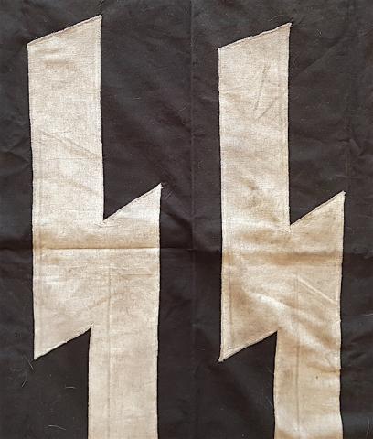 WW2 GERMAN NAZI RARE LARGE WAFFEN SS BLACK FLAG 140CM X 80CM BOTH SIDES SS RUNES AND POLE SUPPORT