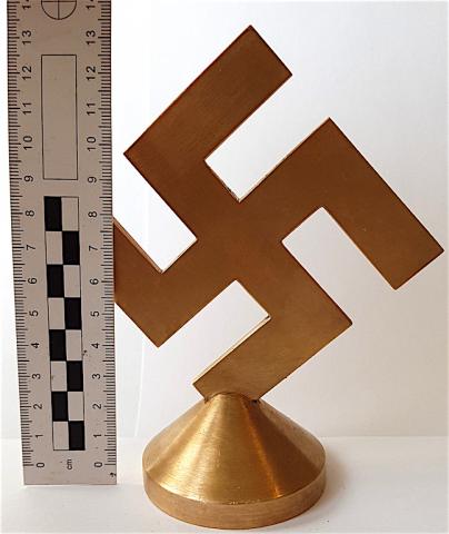 WW2 GERMAN NAZI RARE NSDAP III REICH ADOLF HITLER ADMINISTRATION DESKTOP SWASTIKA STATUE