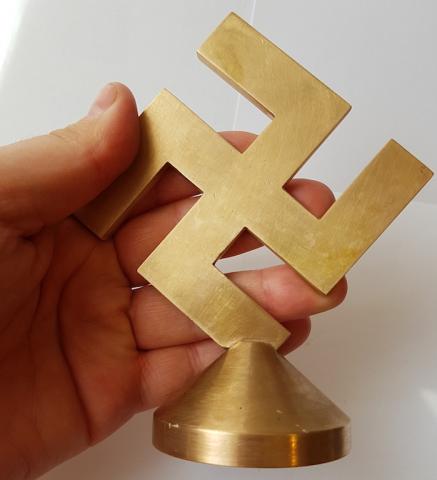 WW2 GERMAN NAZI RARE NSDAP III REICH ADOLF HITLER ADMINISTRATION DESKTOP SWASTIKA STATUE