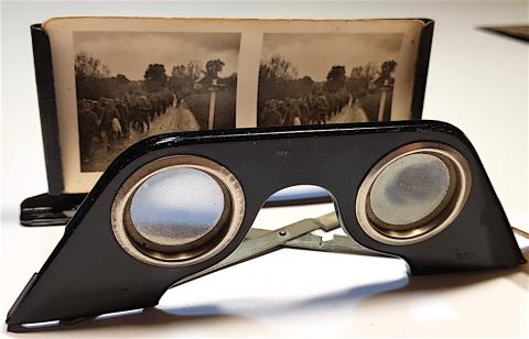 IF YOU HAVE ONE OF THE STEREO VIEW ( STEREOSCOPY )GERMAN BOOK BUT YOU DONT HAVE THE GOOGLES THIS IS YOUR LIFETIME OPPORTUNITY TO COMPLETE YOUR SET !!