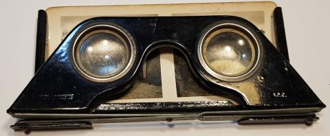 IF YOU HAVE ONE OF THE STEREO VIEW ( STEREOSCOPY )GERMAN BOOK BUT YOU DONT HAVE THE GOOGLES THIS IS YOUR LIFETIME OPPORTUNITY TO COMPLETE YOUR SET !!
